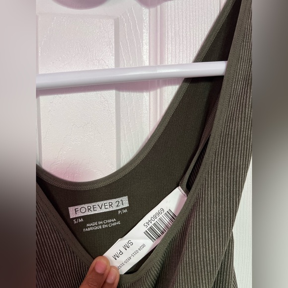 Romper - Picture 2 of 5